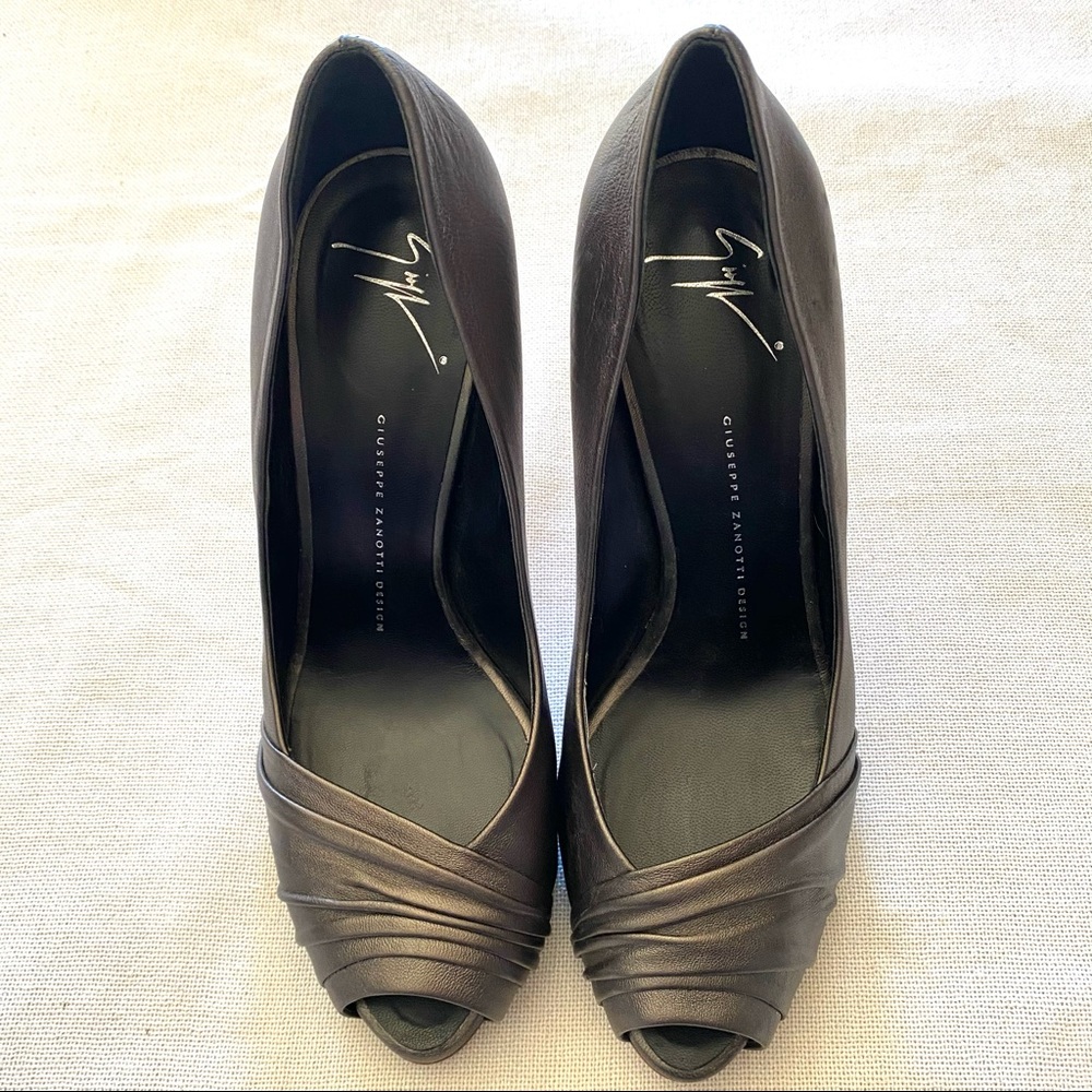 Giuseppe Zanotti Metallic Peep-toe Heels - Picture 2 of 10